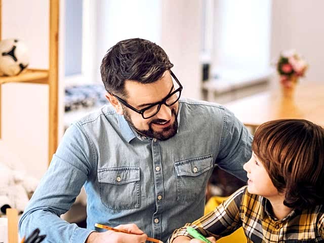 Çocuklar için İspanyolca kursu konuşarak öğrenme